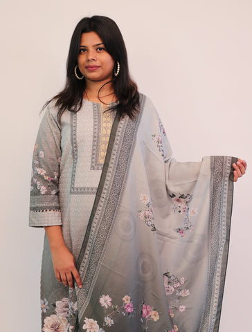 Cotton Green Schiffili Kurta with matching pants and dupatta