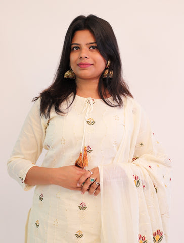 Hand Embroidered Off white Cotton kurta with matching pants and dupatta